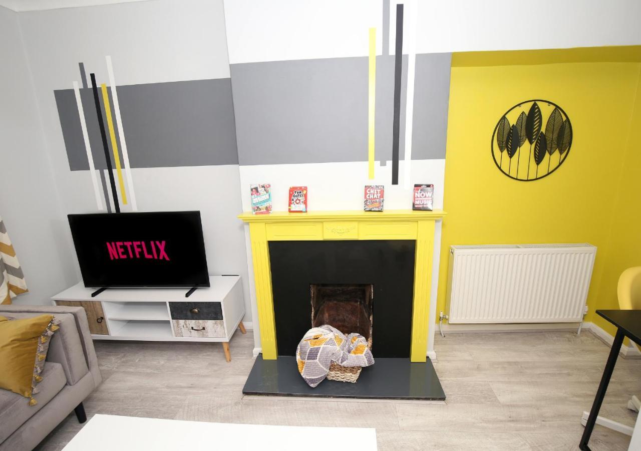 3-Bed House With Parking Near London O2 Apartment Exterior foto
