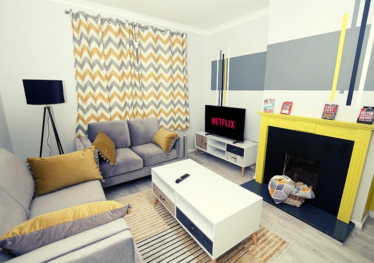 3-Bed House With Parking Near London O2 Apartment Exterior foto